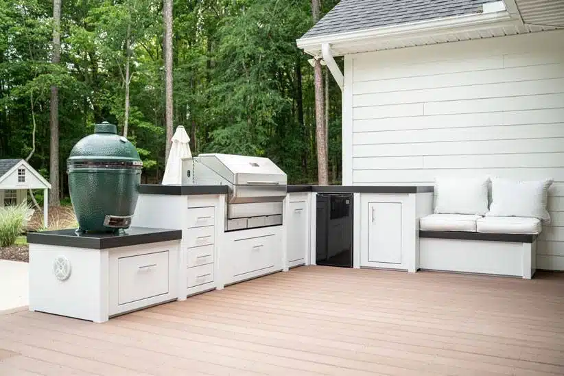 Custom Outdoor Kitchens